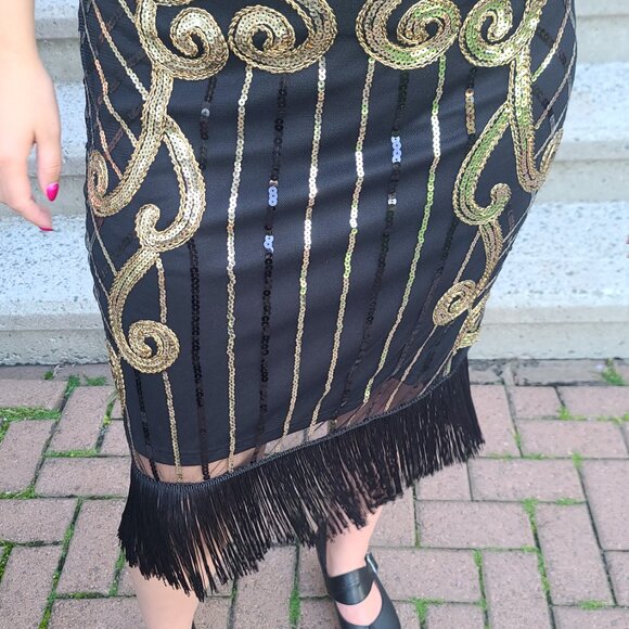 Gold Sequin Flapper Dress - Picture 4 of 4